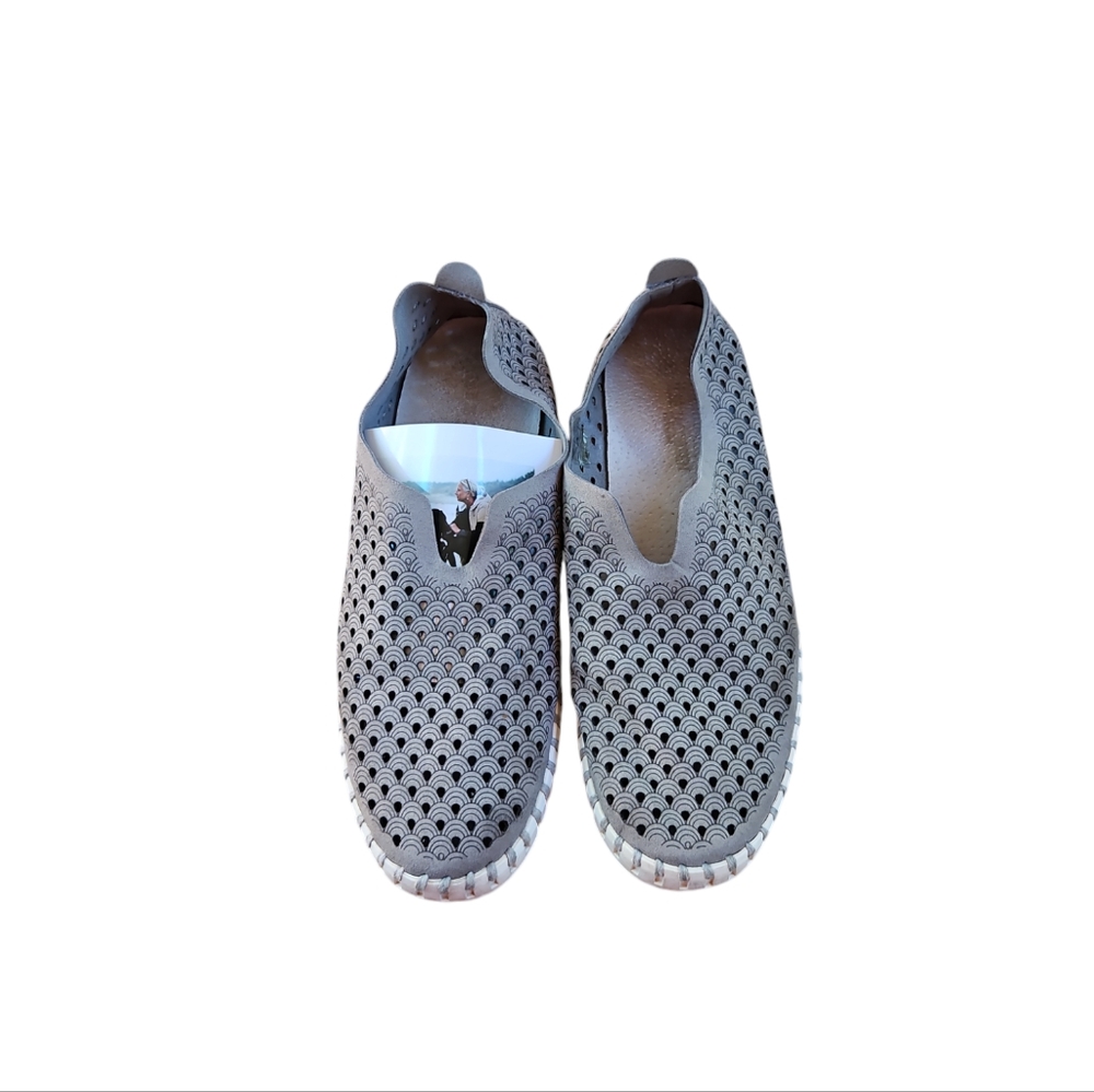 ILSE JACOBSEN TULIPS